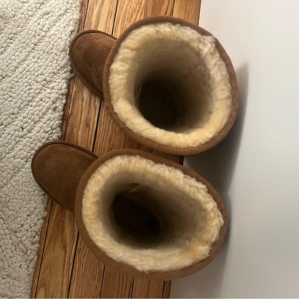 UGG Women’s Classic Tall II Boot in Chestnut - Picture 6 of 10